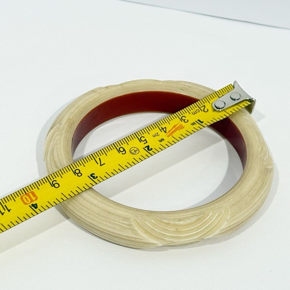 Vintage Carved Cream & Brown Bangle Bracelet Retro Bakelite Style Inner Dia - Picture 8 of 13